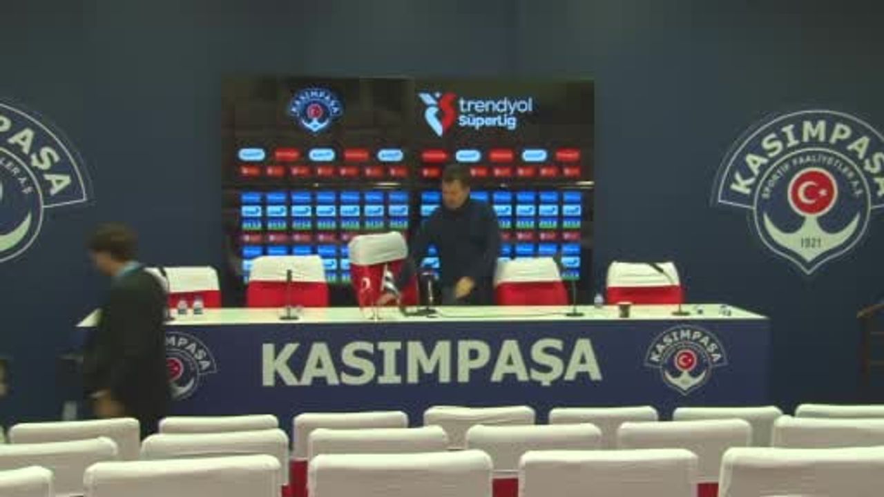 Emre Belözoğlu: Antalyaspor maçında kazanamadığımız için üzgünüz