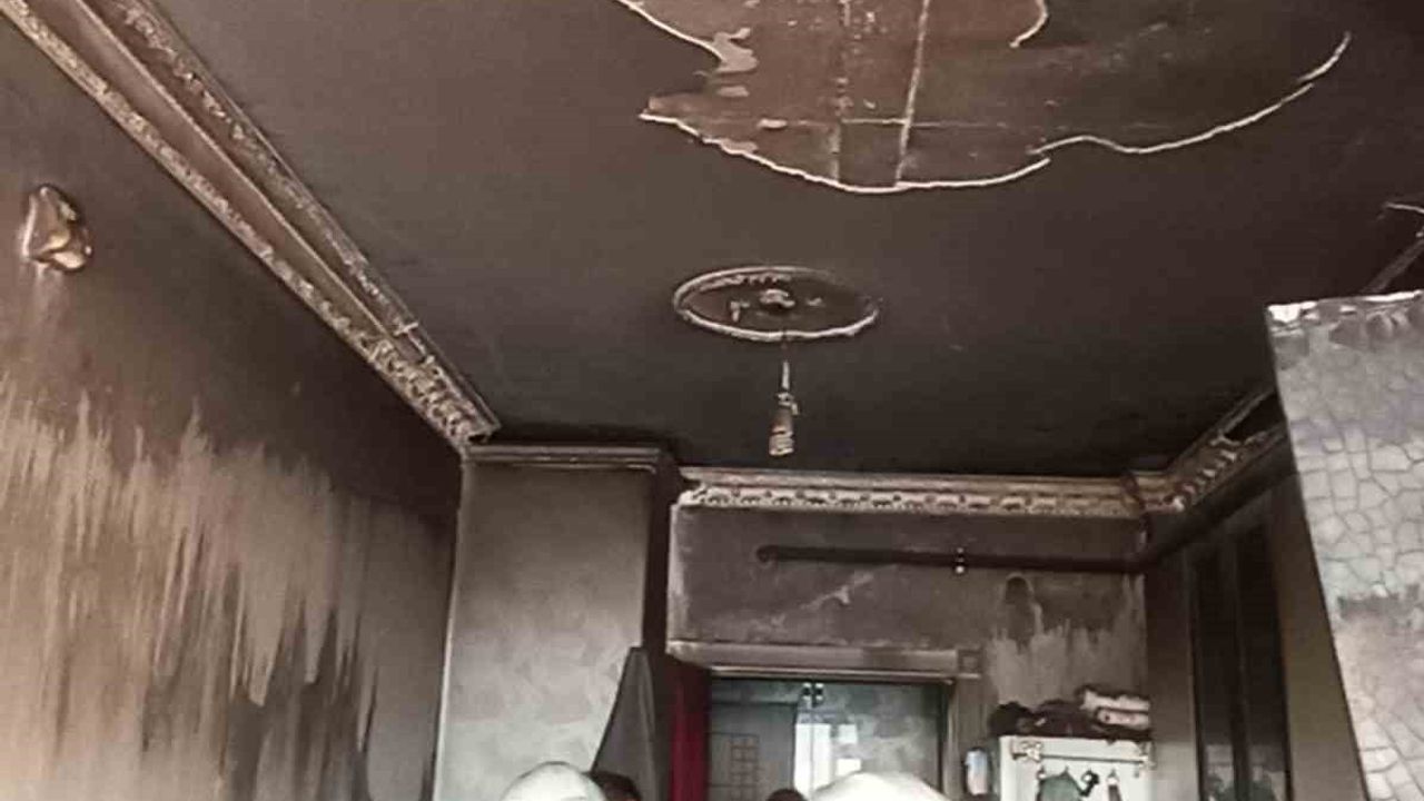 Erciş’te 3 ayrı yangın: Ev, ahır ve tandır evinde maddi hasar