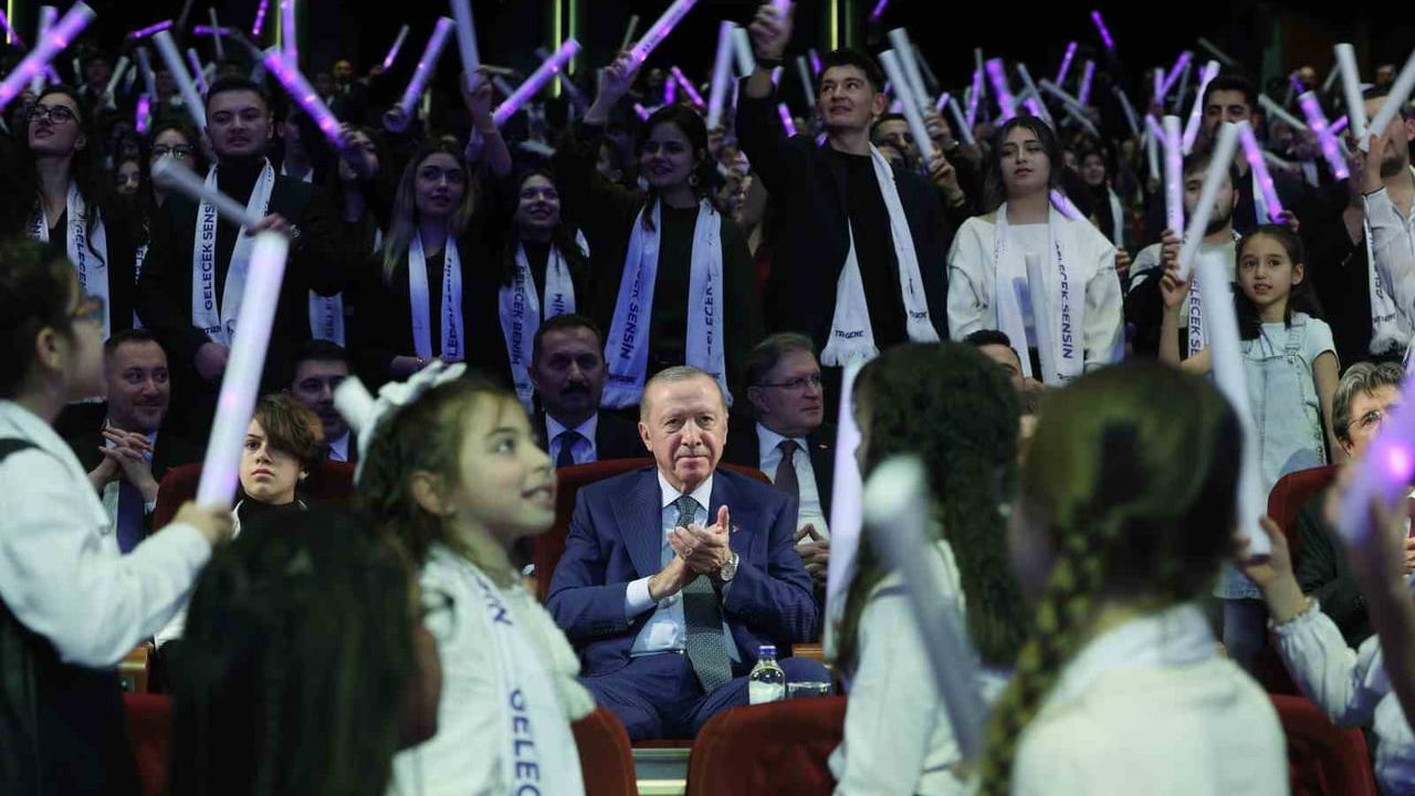 Erdoğan: Ankara’daki su kesintileri ve TRT Genç açılışında medya, aile ve bağımlılıkla mücadele vurgusu