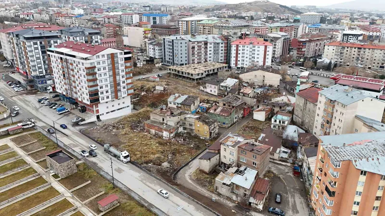 Erzurum Büyükşehir Belediyesi 'Korunan tarih dönüşen şehir' modeliyle kentsel dönüşümde rol model oldu