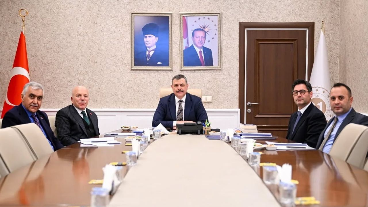 Erzurum'da 2025 Palandöken Ekonomi Forumu ve Turizm Başkenti Etkinlikleri Değerlendirildi