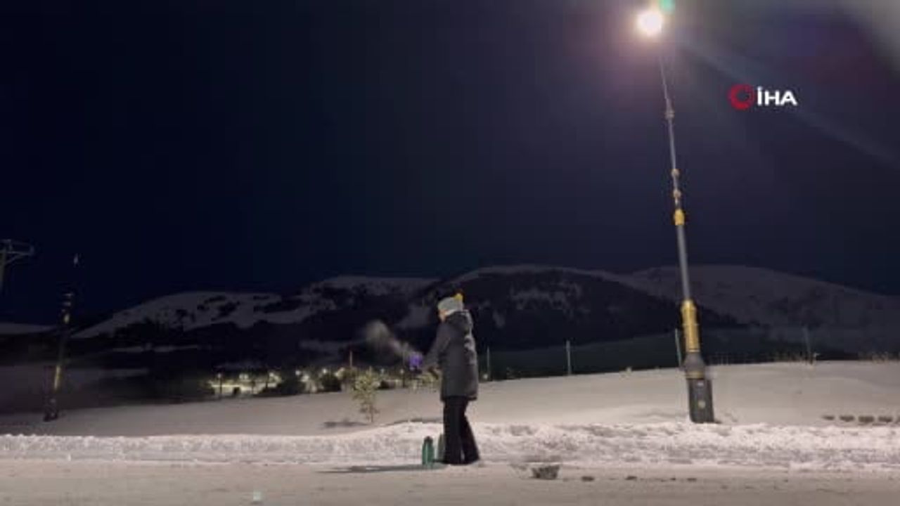 Erzurum'da soğuk hava ve 'kaynar su' akımı: Uzundere'de termometre -25'i gördü