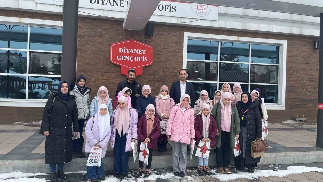 Erzurum Diyanet Genç Ofis’te Ara Dönem Kampı Kapanış Programı Tamamlandı
