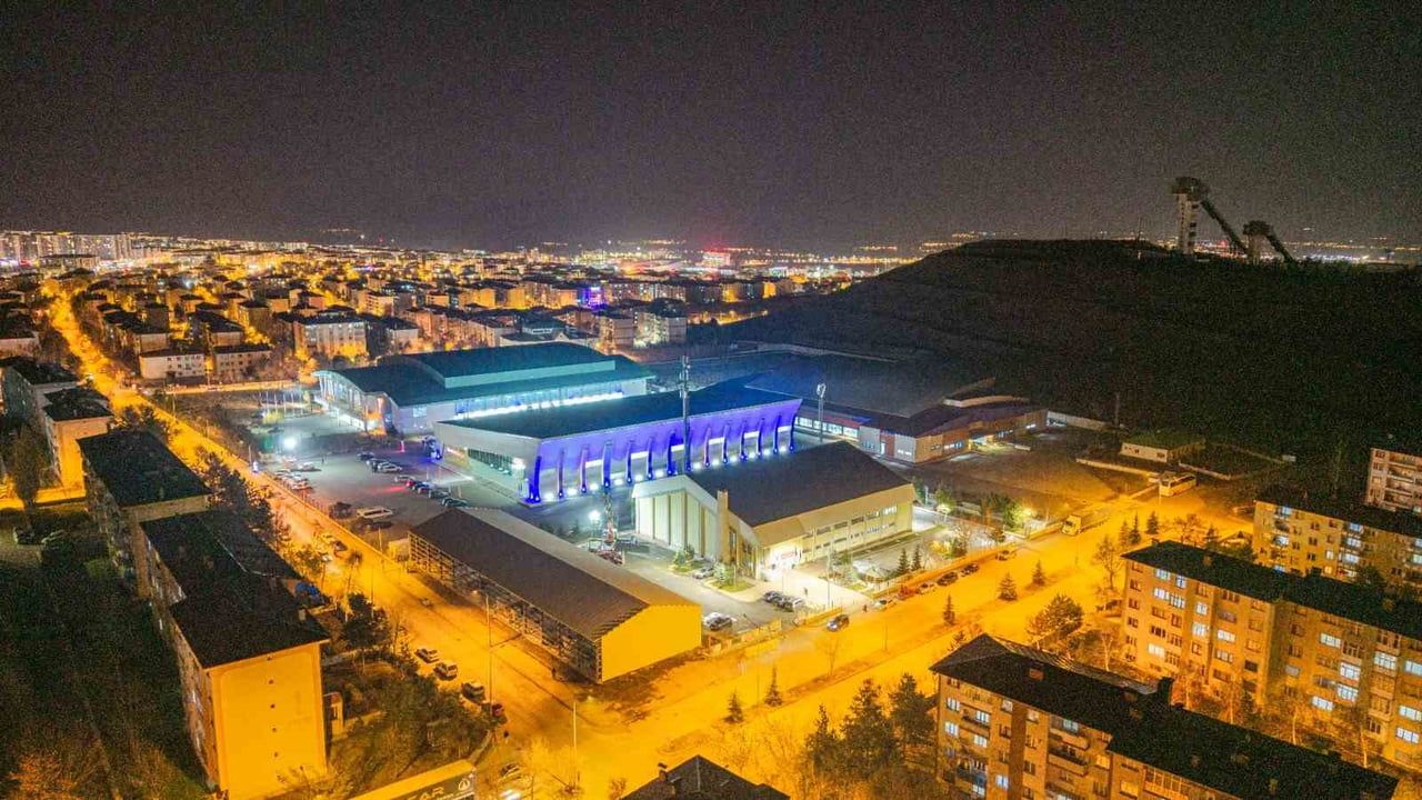 Erzurum Gençlik ve Spor İl Müdürlüğü 2025'te spor, gençlik ve yurt hizmetlerinde Türkiye birincisi