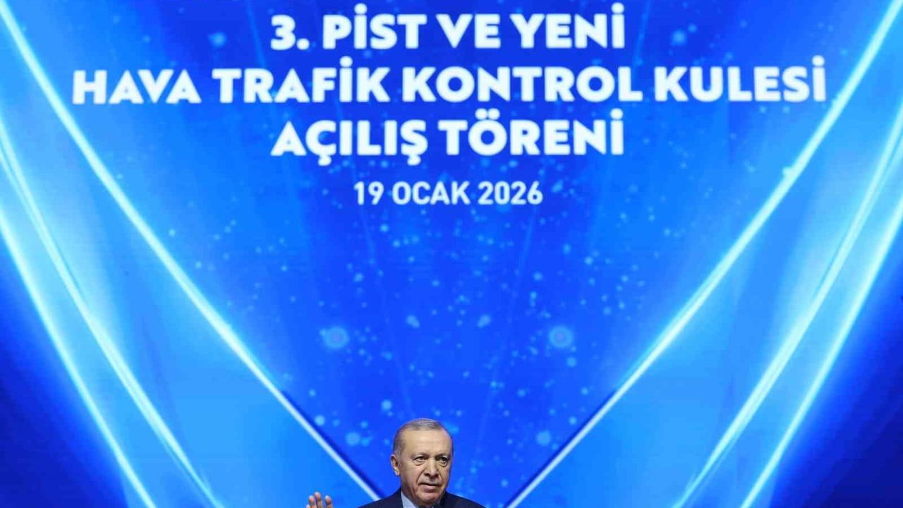 Esenboğa Havalimanı'nın 3. Pisti ve Yeni Hava Trafik Kulesi Hizmete Açıldı