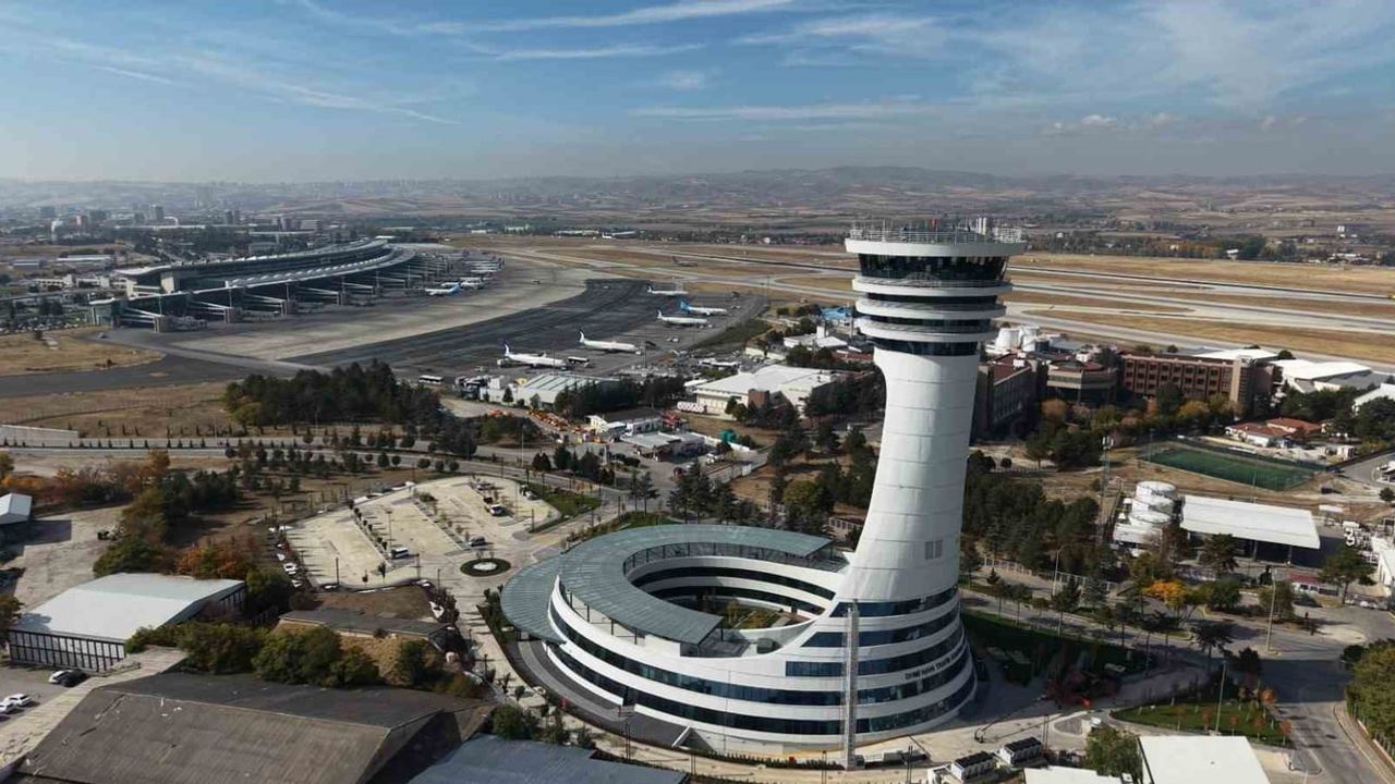 Esenboğa Havalimanı'nın 3. pisti ve yeni kulesi 19 Ocak'ta hizmete açılacak