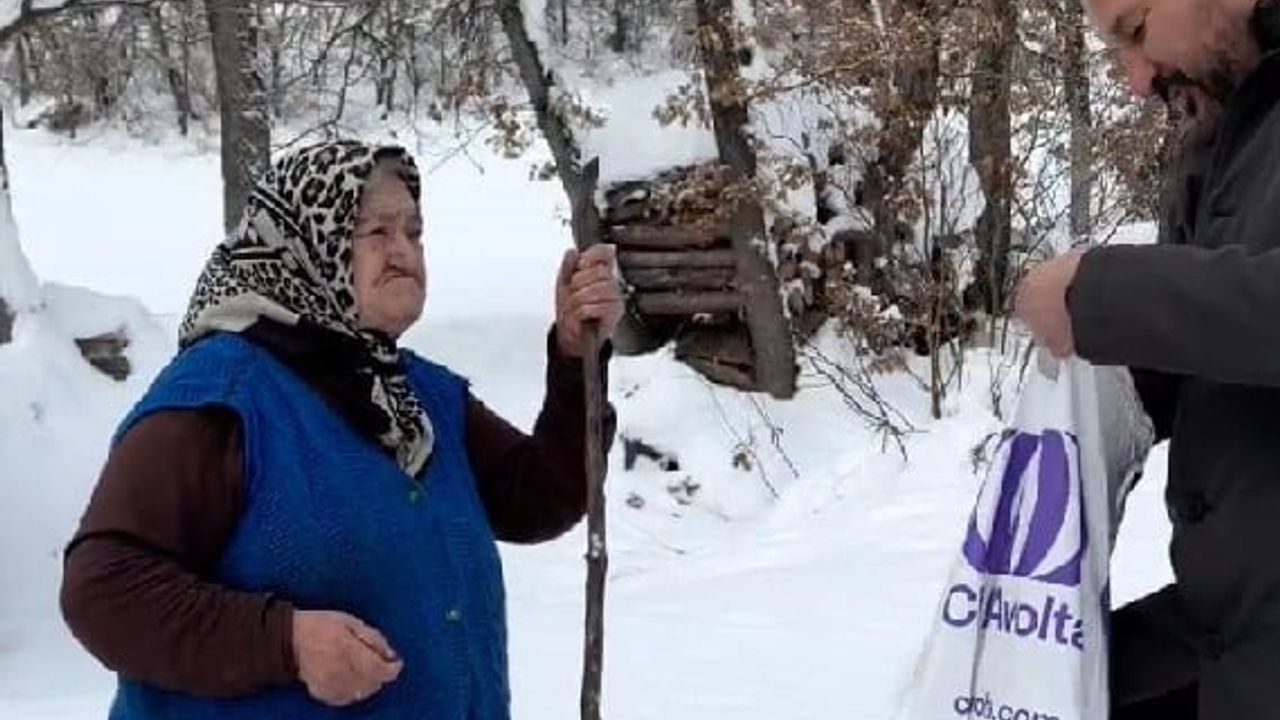 Eskipazar Belediye Başkanı Serkan Cıva, kaybolan emanetin parasını cebinden ödedi