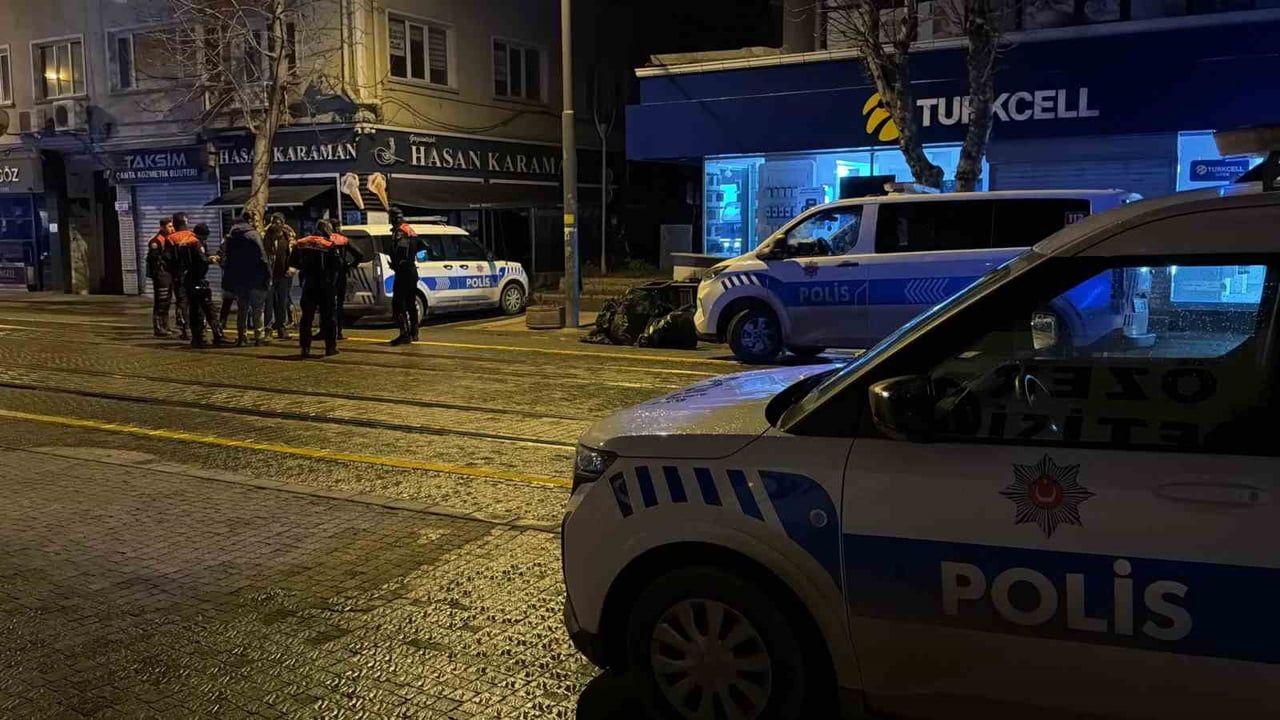 Eskişehir'de alacak-verecek tartışması silahlı kavgaya dönüştü: 1 kişi hafif yaralandı