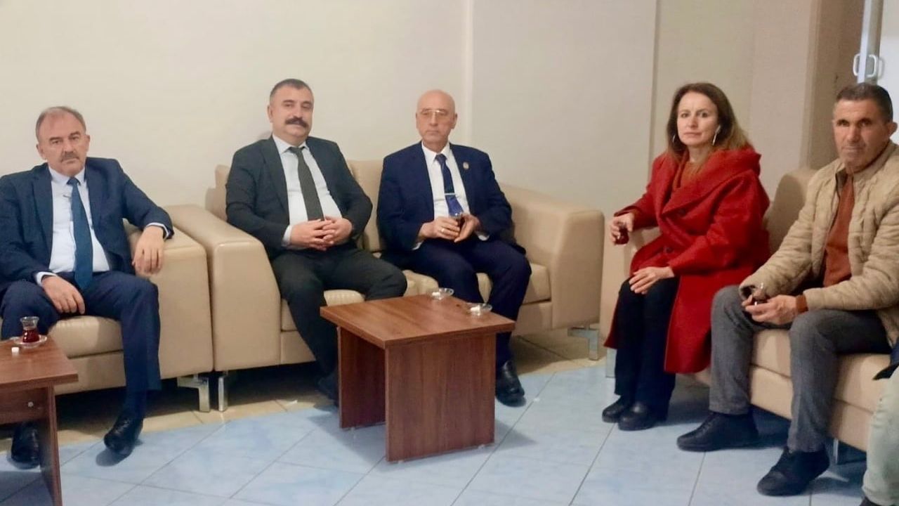 Eskişehir'de gönül köprüsü: Şehit yakınları ve gaziler huzurevinde ağırlandı