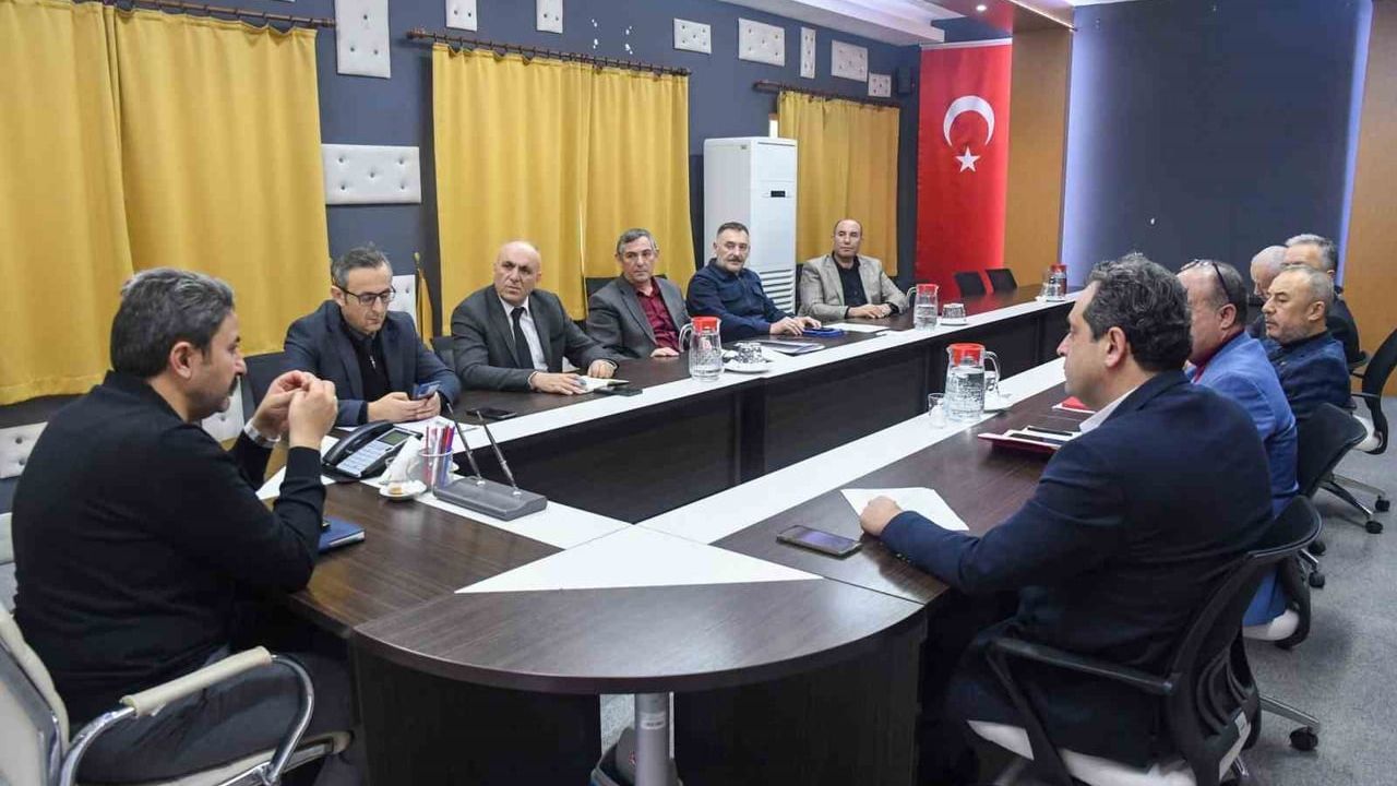 Eskişehir Gençlik ve Spor İl Müdürlüğü'nde yılın ilk değerlendirme toplantısı yapıldı