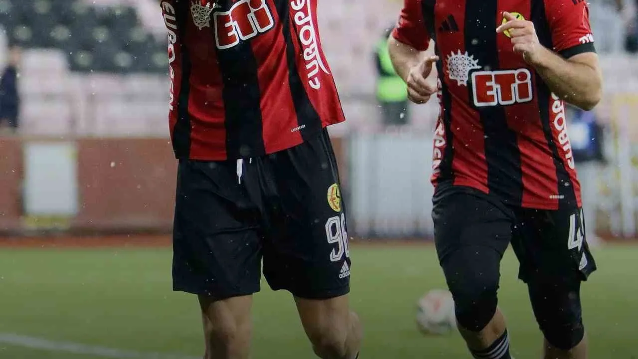 Eskişehirspor 5-1 İzmir Çoruhlu — TFF 3. Lig 4. Grup 17. Hafta