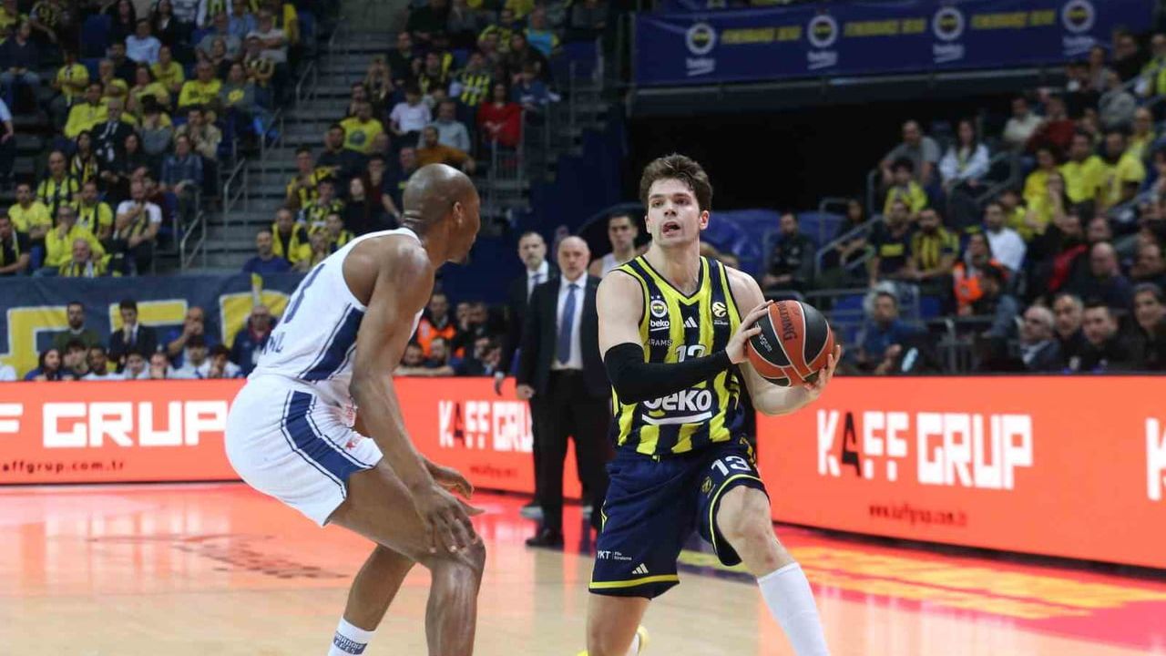 Euroleague: Fenerbahçe Beko 79-62 A. Efes — Ülker Spor ve Etkinlik'te 25. hafta mücadelesi