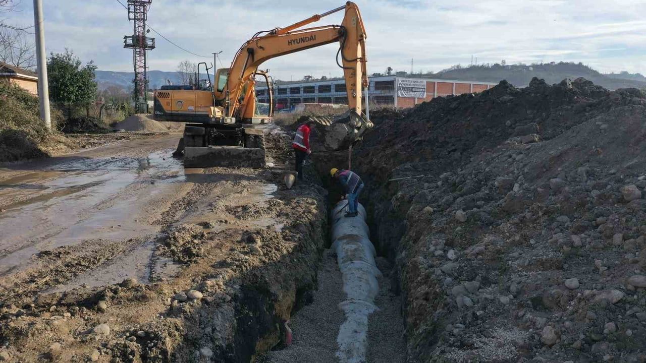 Fatsa’da altyapı güçlendiriliyor: Konakbaşı Mahallesi'ne 800 m yağmur suyu hattı