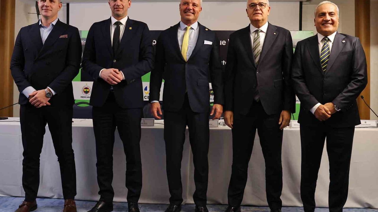 Fenerbahçe, CEV Zeren Group Şampiyonlar Ligi Final Four'a İki Yıl Ev Sahipliği Yapacak