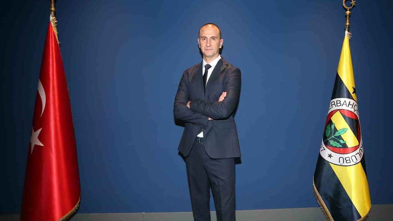 Fenerbahçe Medicana'da Taner Atik resmen başantrenör oldu