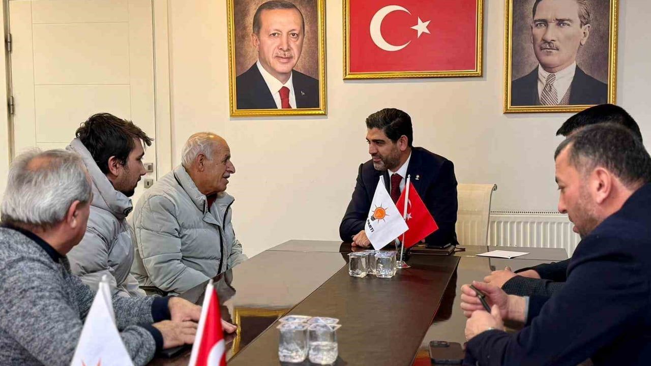 Ferhat Salt, Karabük'te halk buluşmasında gaziler, muhtarlar ve vatandaşların taleplerini dinledi