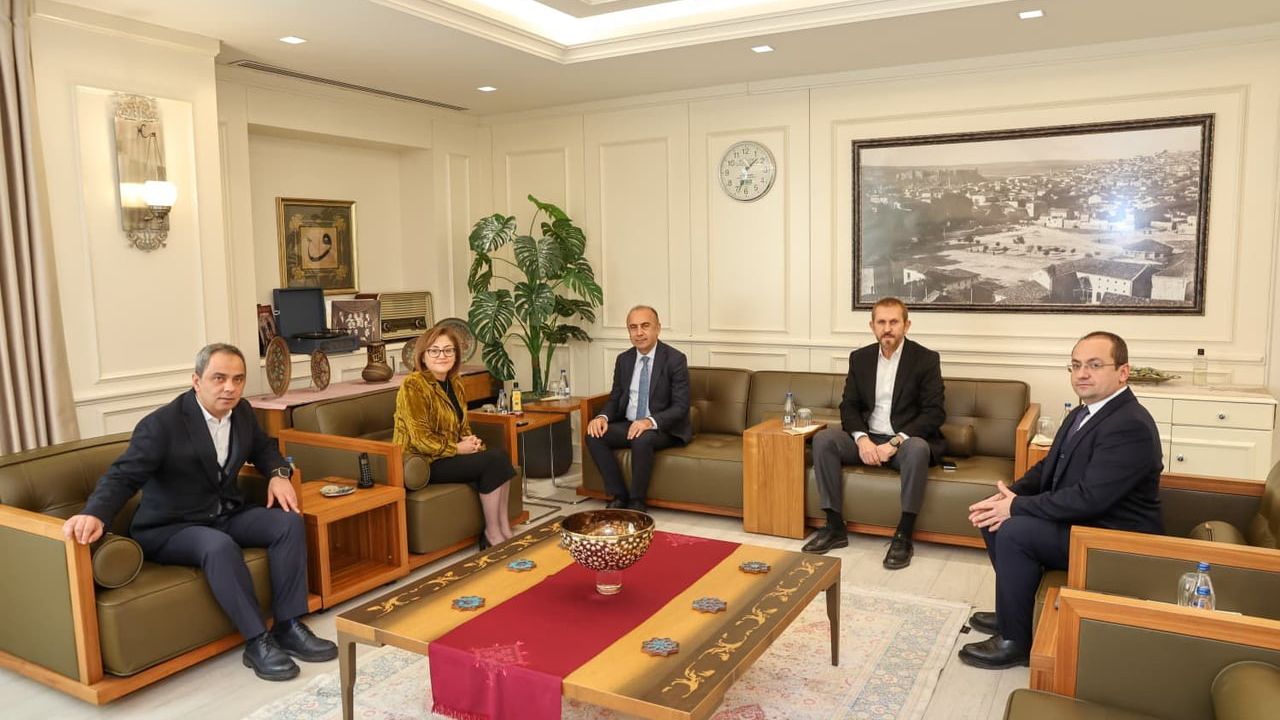 Gaziantep Büyükşehir Belediyesi ile Adıyaman Üniversitesi arasında Besni Kampüsü kapalı spor salonu protokolü imzalandı