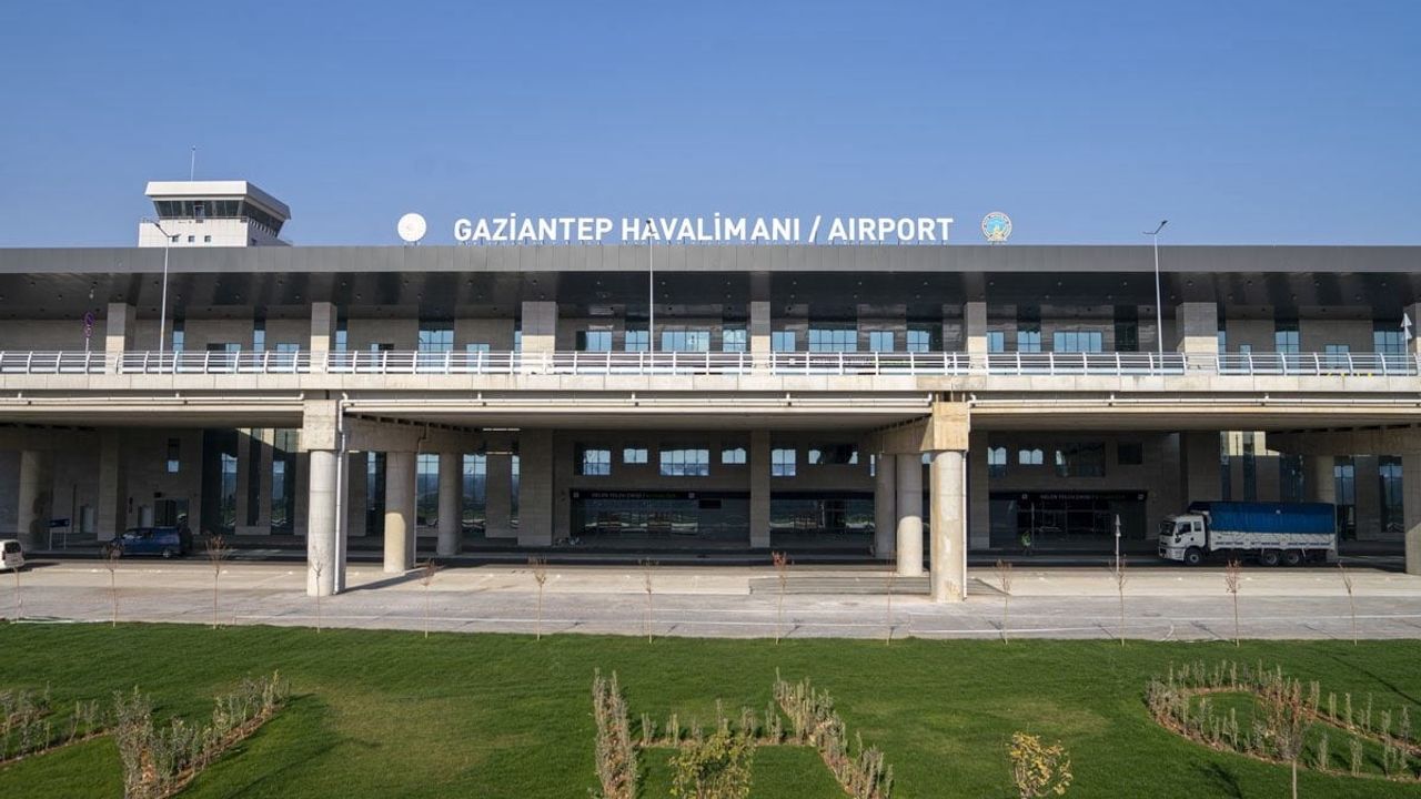 Gaziantep Havalimanı'nda uçuşlar tekrar başladı