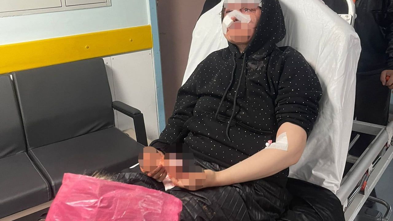 Gaziantep’te adliye önünde boşanma başvurusu yapan eşine şiddet uygulayan koca tutuklandı