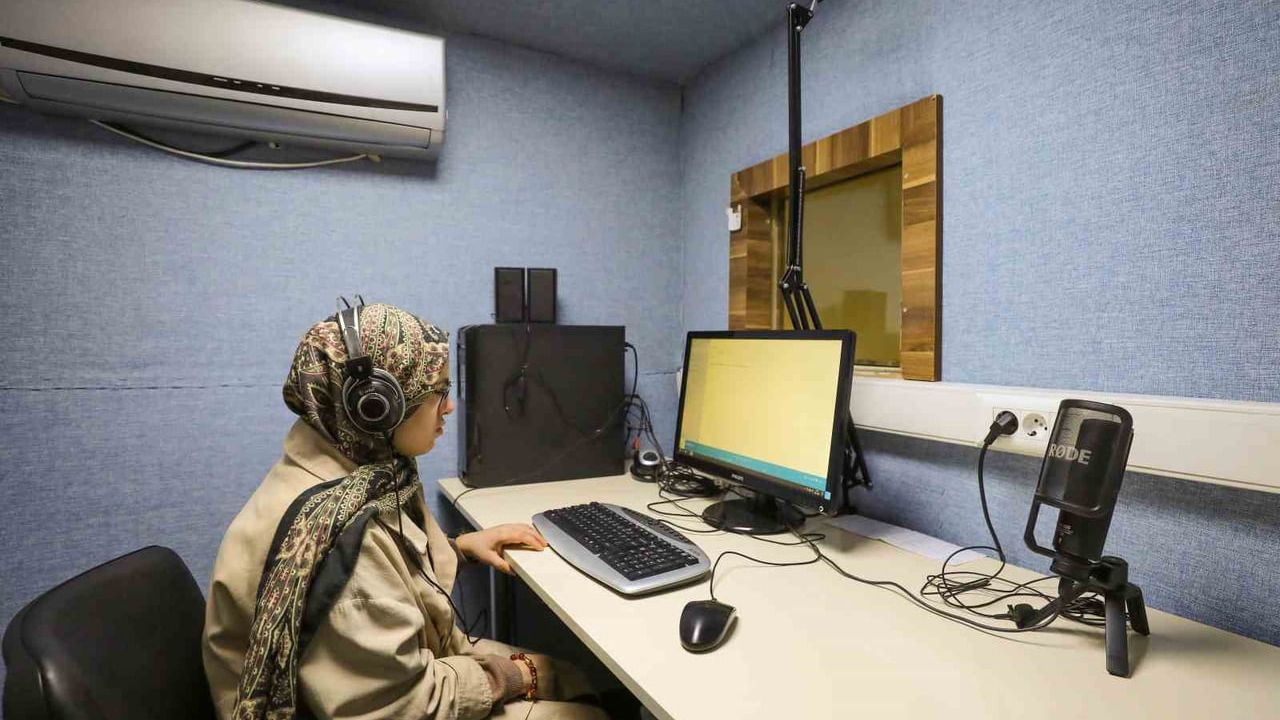 Gaziantep'te görme engellilere E‑KPSS hazırlığında sesli eğitim desteği