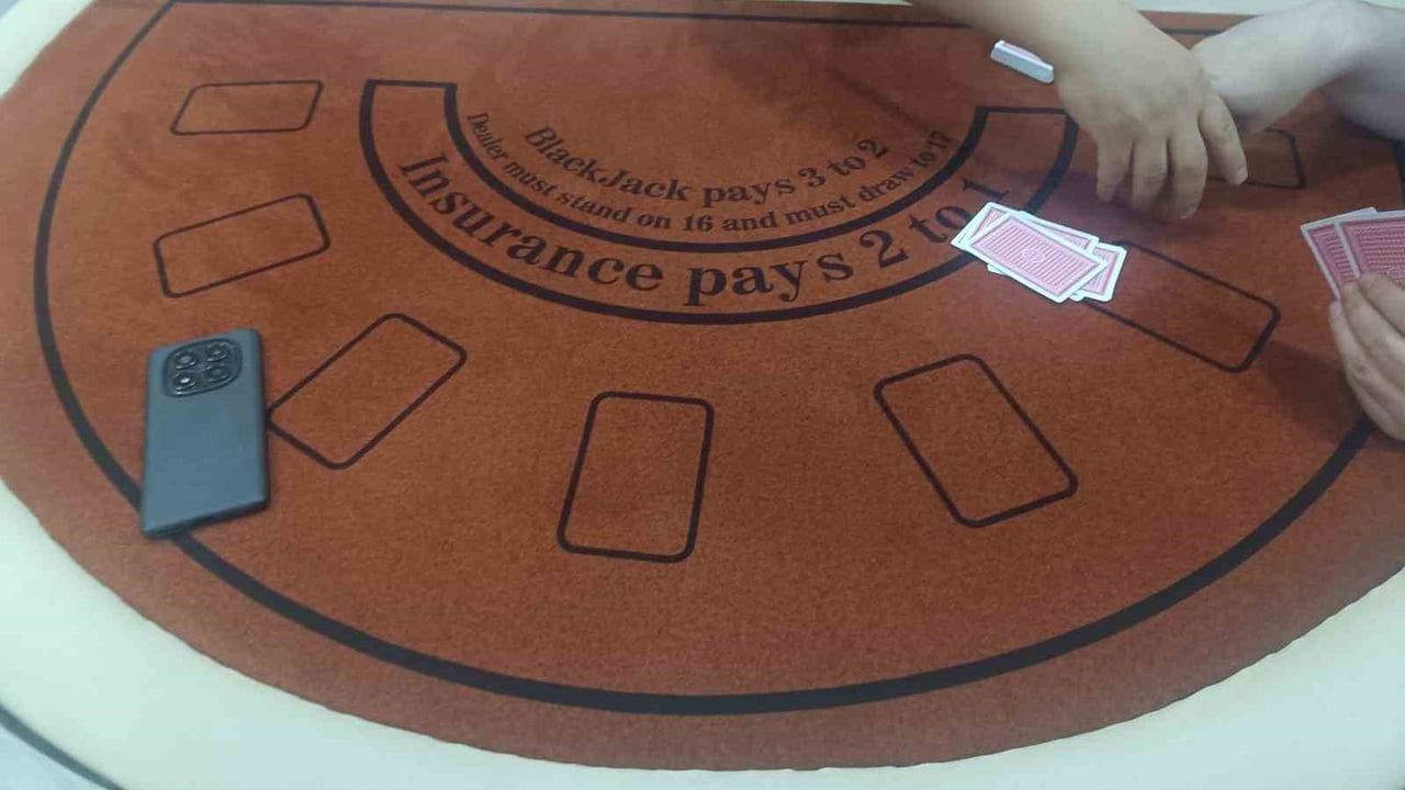 Gaziantep'te ruhsatsız adreste kumar operasyonu: 4 gözaltı