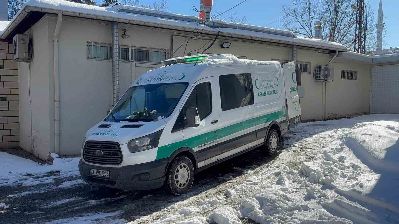 Gaziantep’te tartışma sonrası komşusu tarafından vurulan genç hayatını kaybetti; şüpheli gözaltında