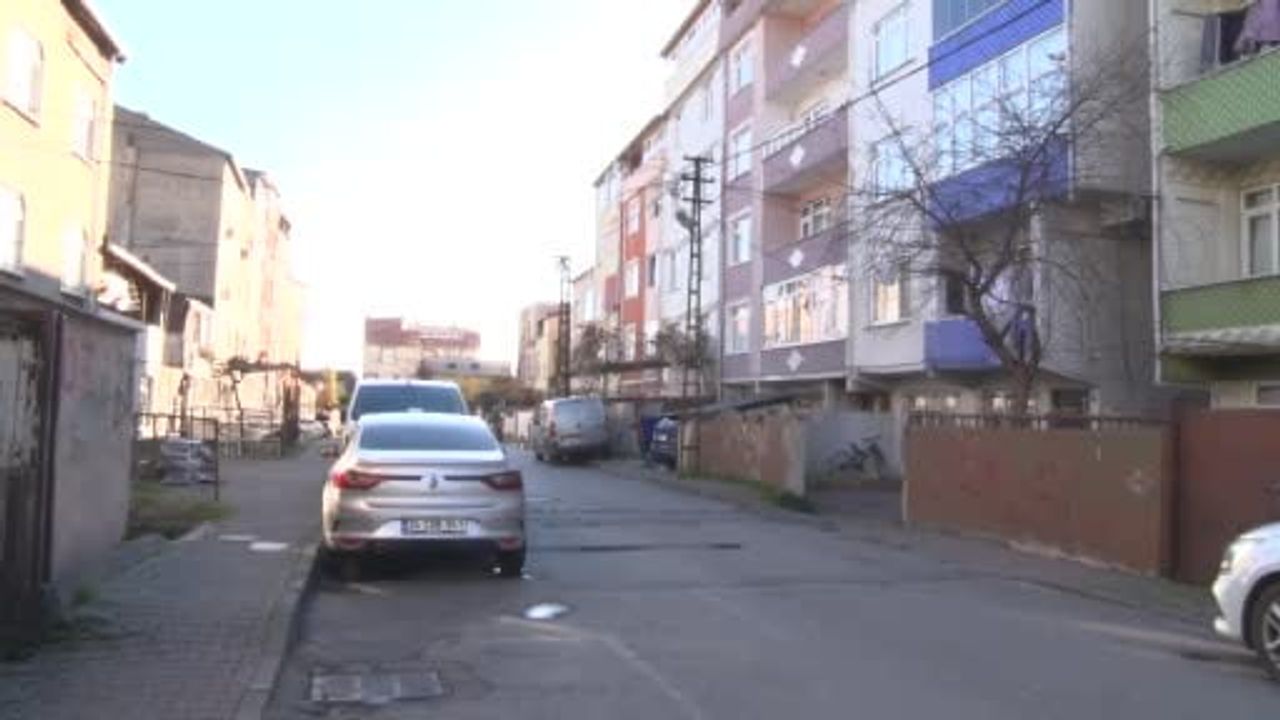 Gaziosmanpaşa’da firari hükümlü husumetlisini öldürdü; polis çalışma başlattı