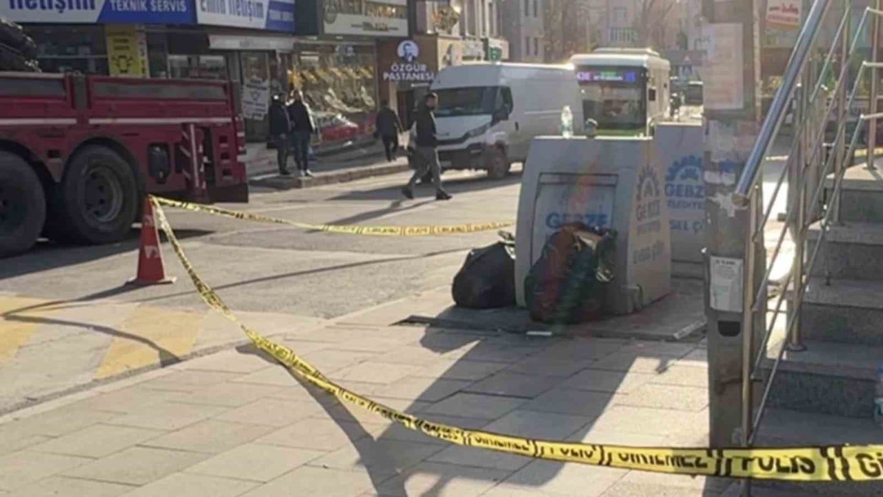 Gebze'de kaldırımda yürüyen kişiye araçtan ateş: 2 yaralı