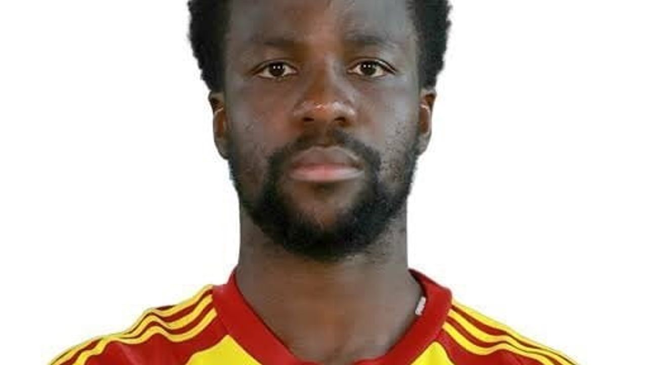 Gideon Jung, Kayserispor'dan ayrılarak Sakaryaspor'a transfer oldu