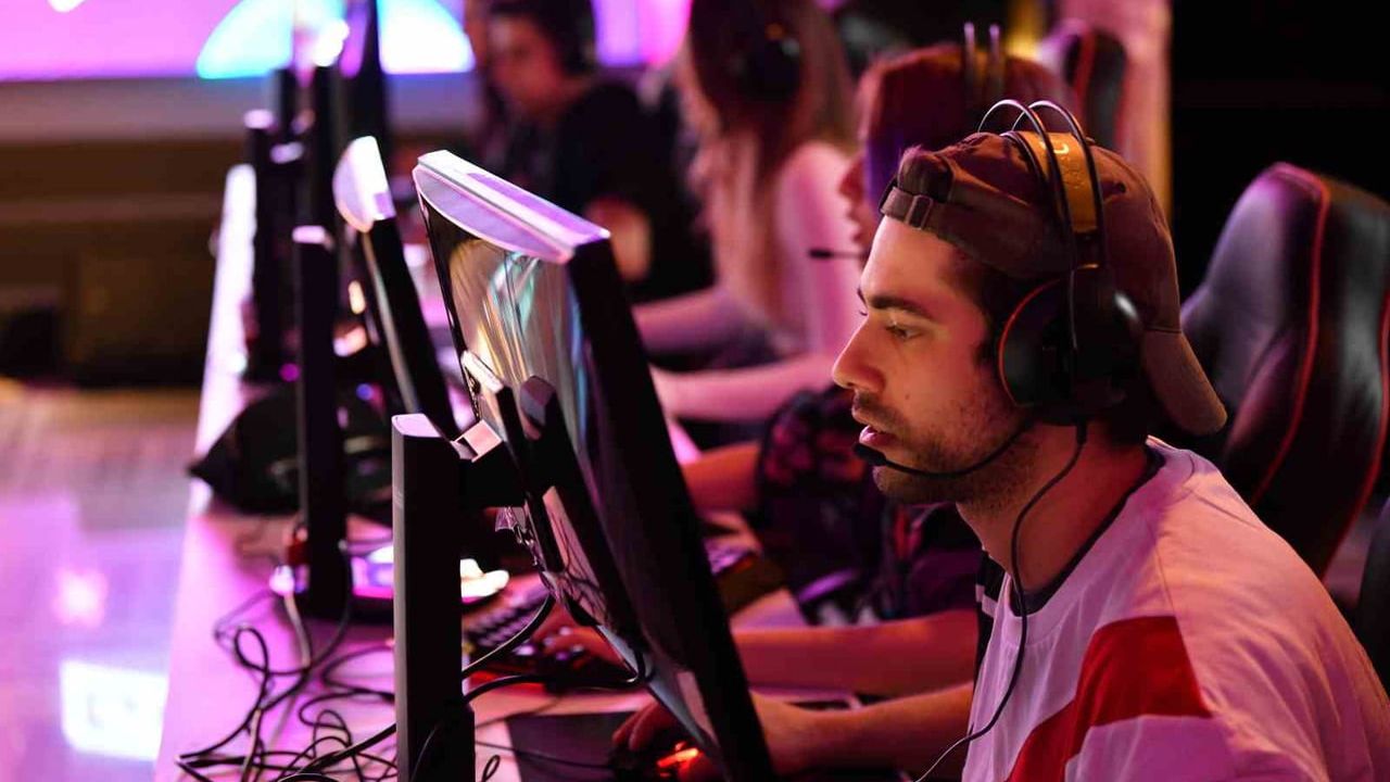 Global Game Jam YTÜ'de: YTÜ Tarihi Hamam'da 48 Saatlik Oyun Geliştirme Maratonu (30 Ocak–1 Şubat)