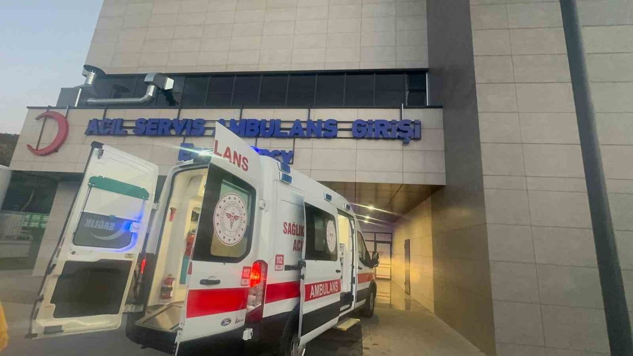 Gökova açıklarında tekne battı: 1 kişi yaşamını yitirdi, 4 kişi yaralı (1'i ağır)