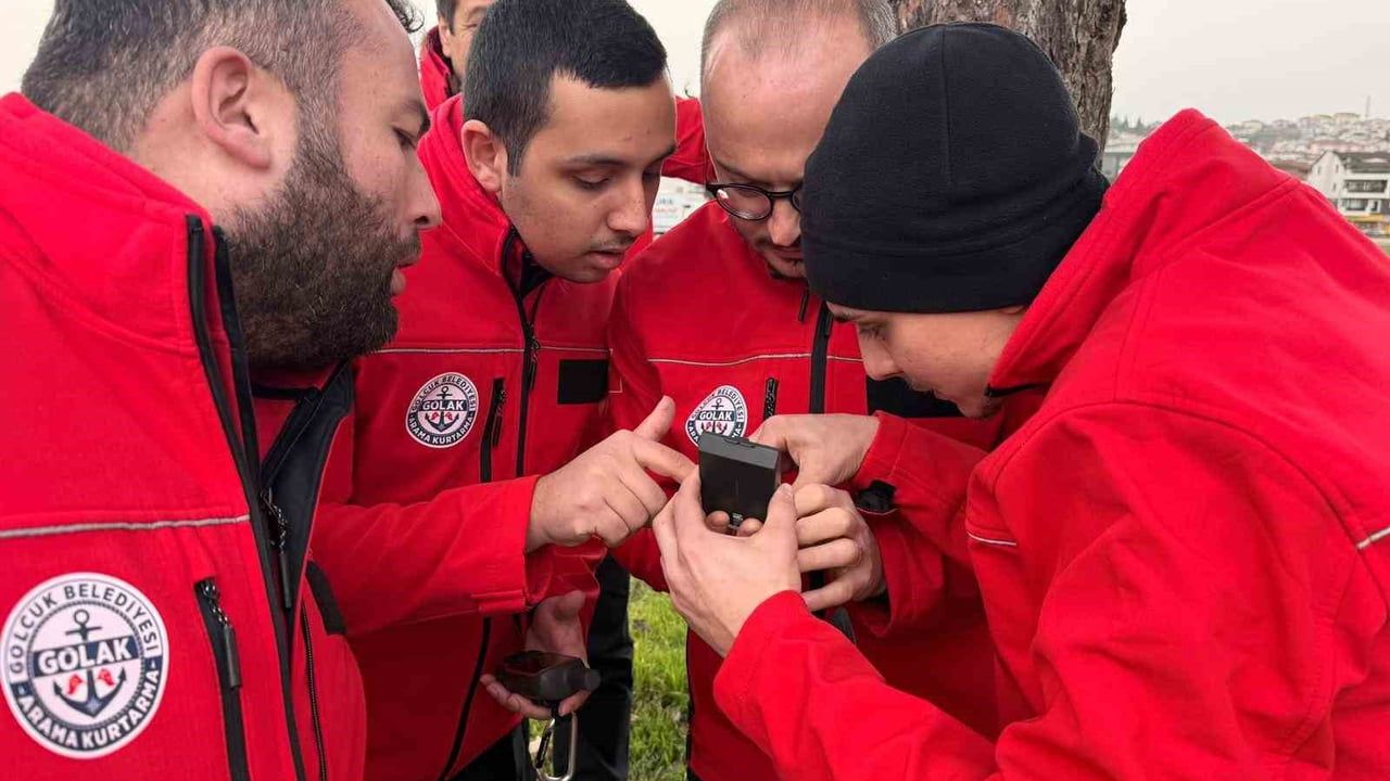 Gölcük Belediyesi GÖLAK ekibi AFAD işbirliğiyle 3 günlük eğitimi tamamladı