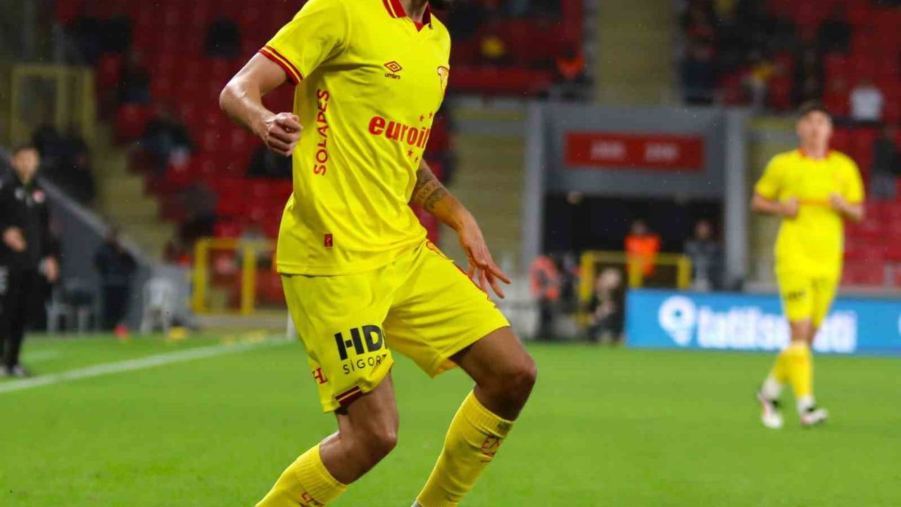 Göztepe, hazırlık maçında CSKA 1948'i 2-1 mağlup etti