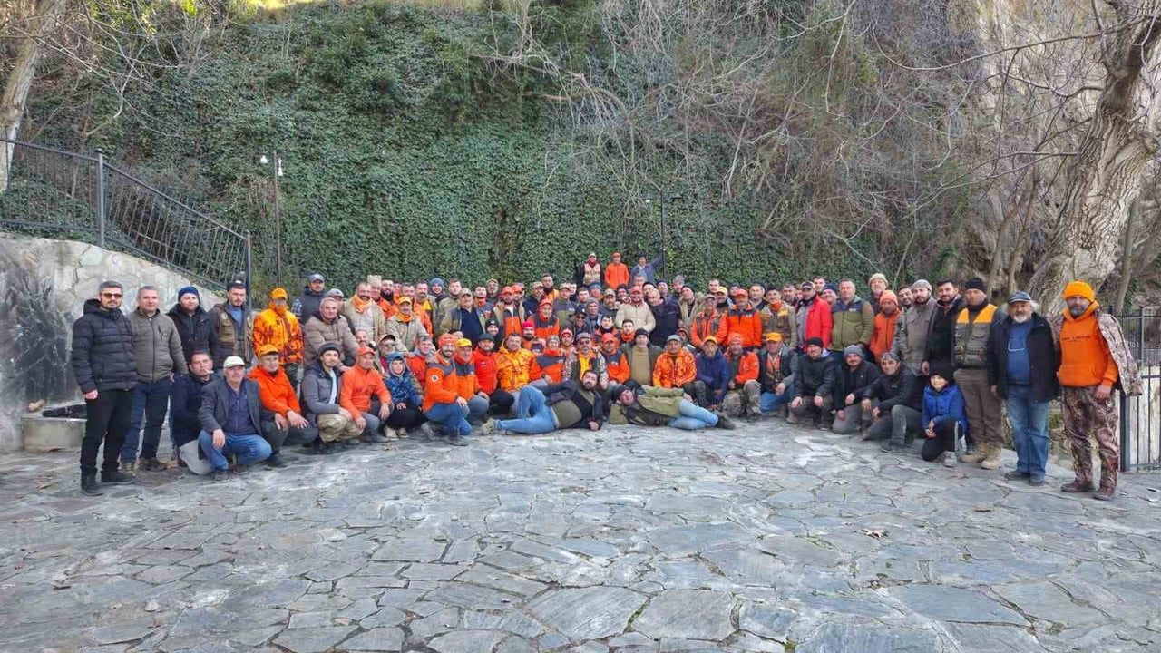 Güney'de 120 avcı, yaban domuzlarıyla mücadele için buluştu