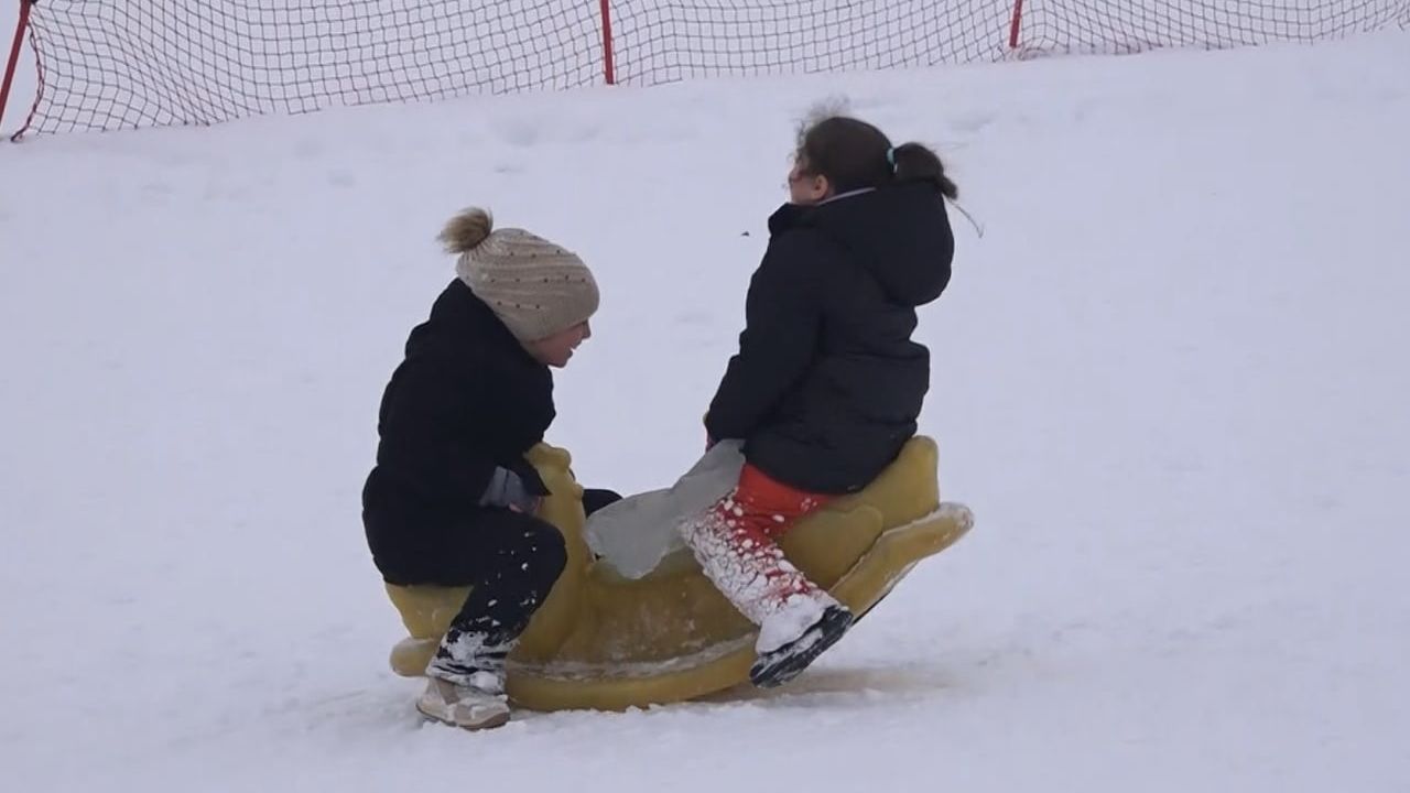 Güzeldağ Kayak Merkezi 1 Ocak'tan bu yana yaklaşık 15 bin ziyaretçi ağırladı