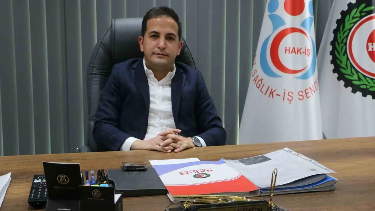 HAK-İŞ Diyarbakır İl Başkanı Mehmet Aküzüm'den 10 Ocak Çalışan Gazeteciler Günü mesajı