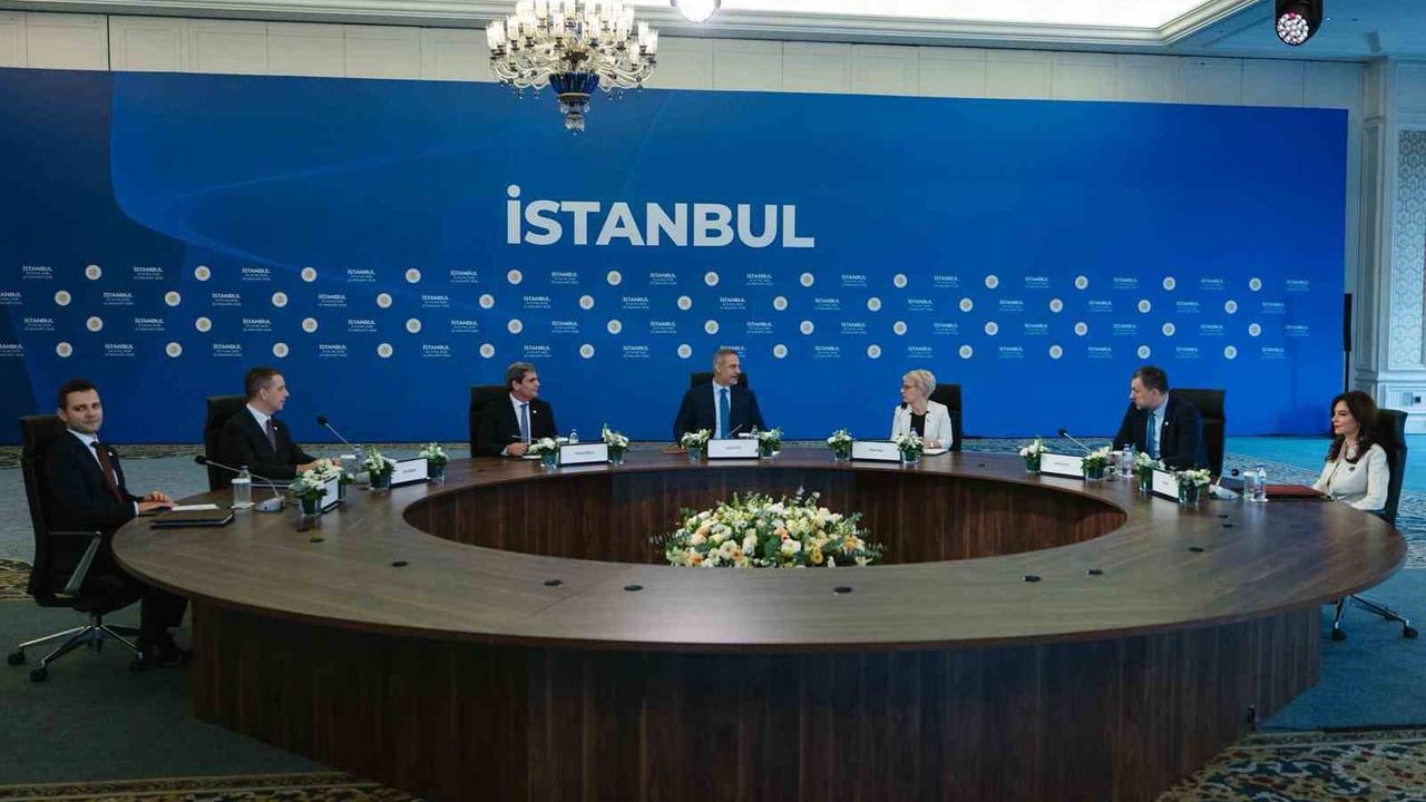 Hakan Fidan ev sahipliğinde Çırağan Sarayı’nda ikinci Balkan Barış Platformu toplantısı yapıldı