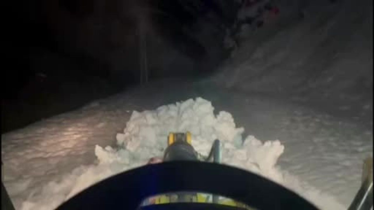 Hakkâri'de mahsur kalan 8 maden işçisi 3 günlük çalışmayla kurtarıldı