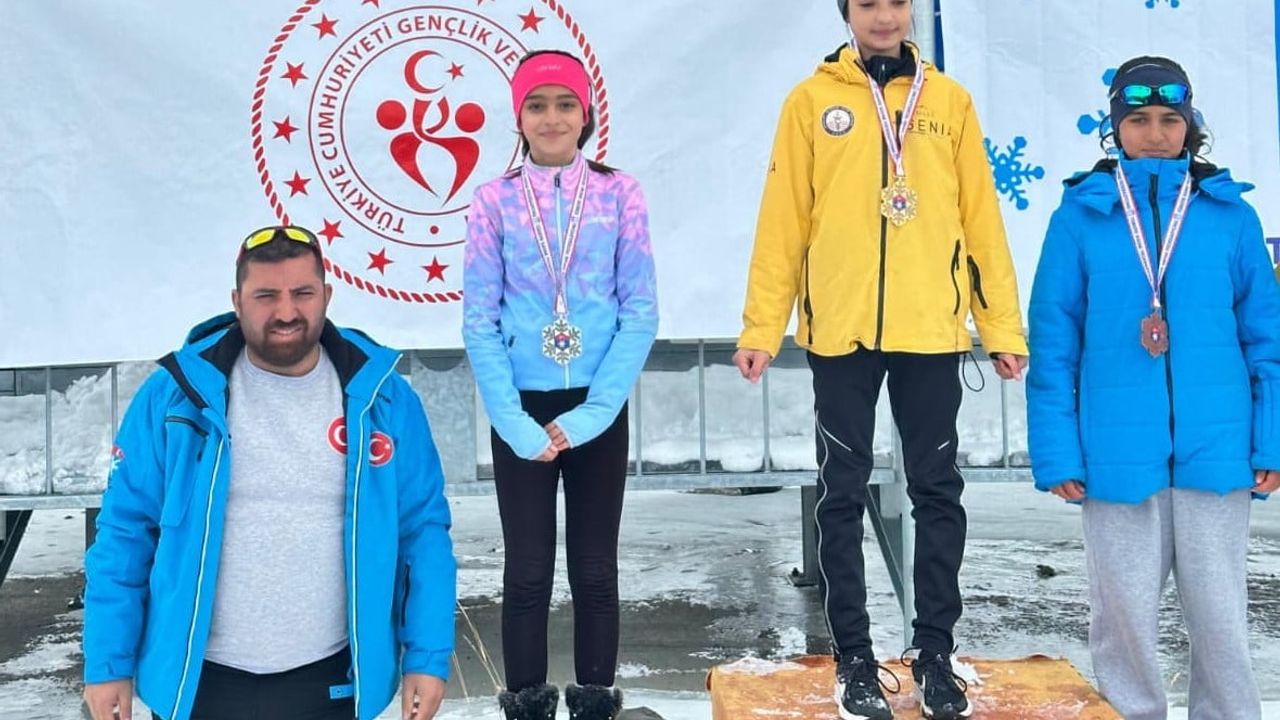 Hakkarili sporculardan Erzurum’da 19 madalya