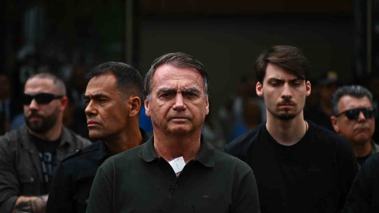 Hapisteki Eski Devlet Başkanı Jair Bolsonaro Hastaneye Kaldırıldı