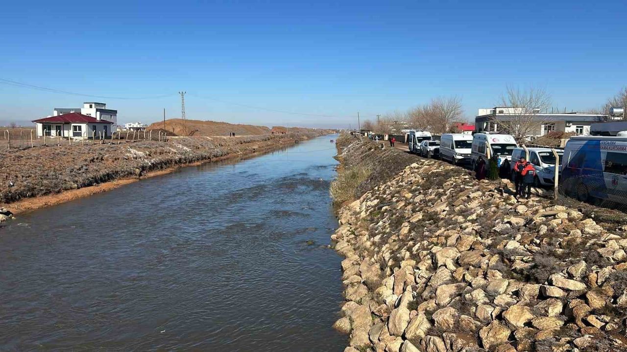 Harran'da sulama kanalına düşen araç: Kayıp sürücü Halil Gündüz'ü arama çalışmaları 6. günde