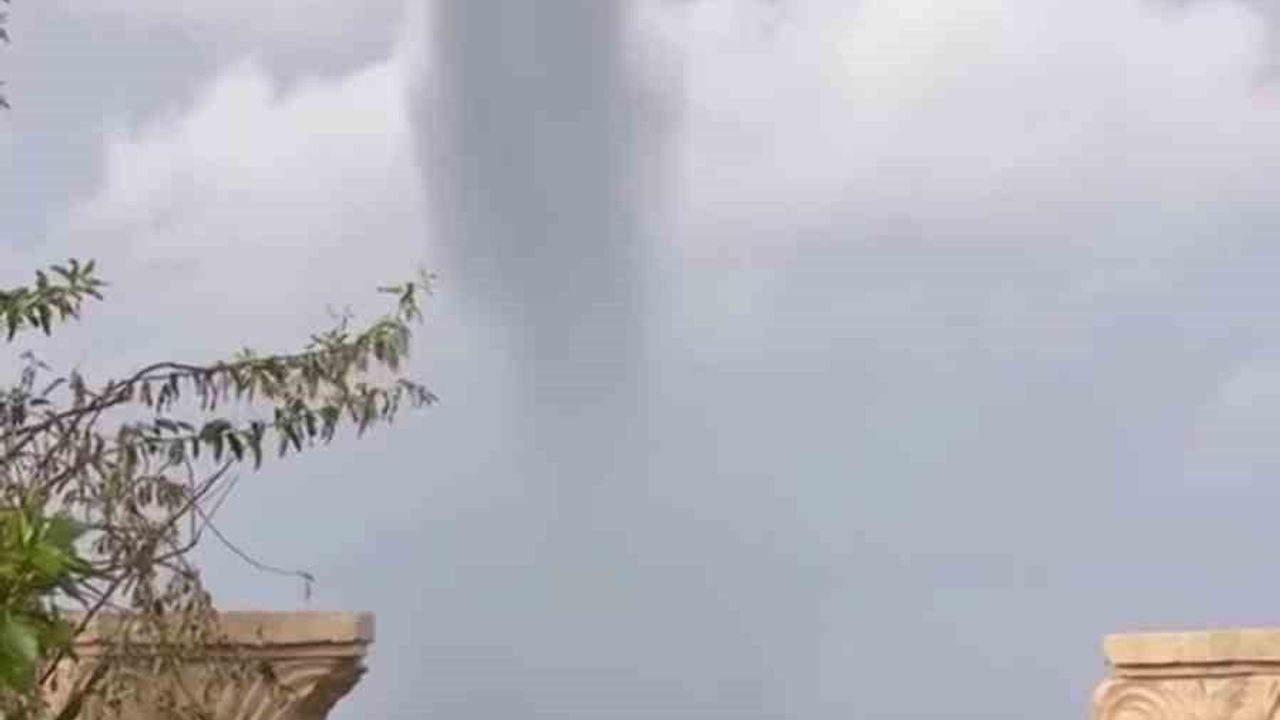 Hatay Arsuz'da Denizde Hortum Görüntülendi