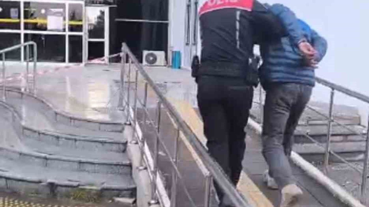 Hatay'da sahte kimlikle yakalanan A.F. tutuklandı: Cumhurbaşkanı'na hakaretten 1 yıl 5 ay kesinleşmiş ceza