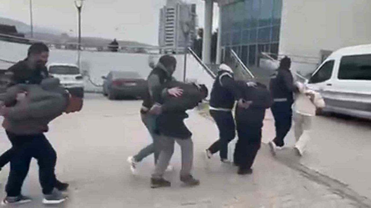 Hatay Emniyeti İskenderun'da kesinleşmiş hapis cezaları bulunan 4 kişiyi yakaladı