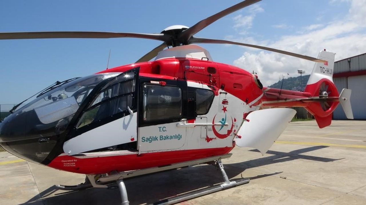 Hava 61 Helikopter Ambulansı 2025'te 299 Hastayı Nakletti — Doğu Karadeniz'de 361 Saatlik Hizmet
