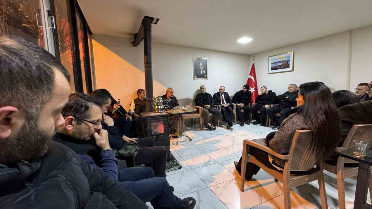 Hüdâvendigâr Onur: Ahmet Arvasi, Türk milletinin manevi mimarlarından biridir