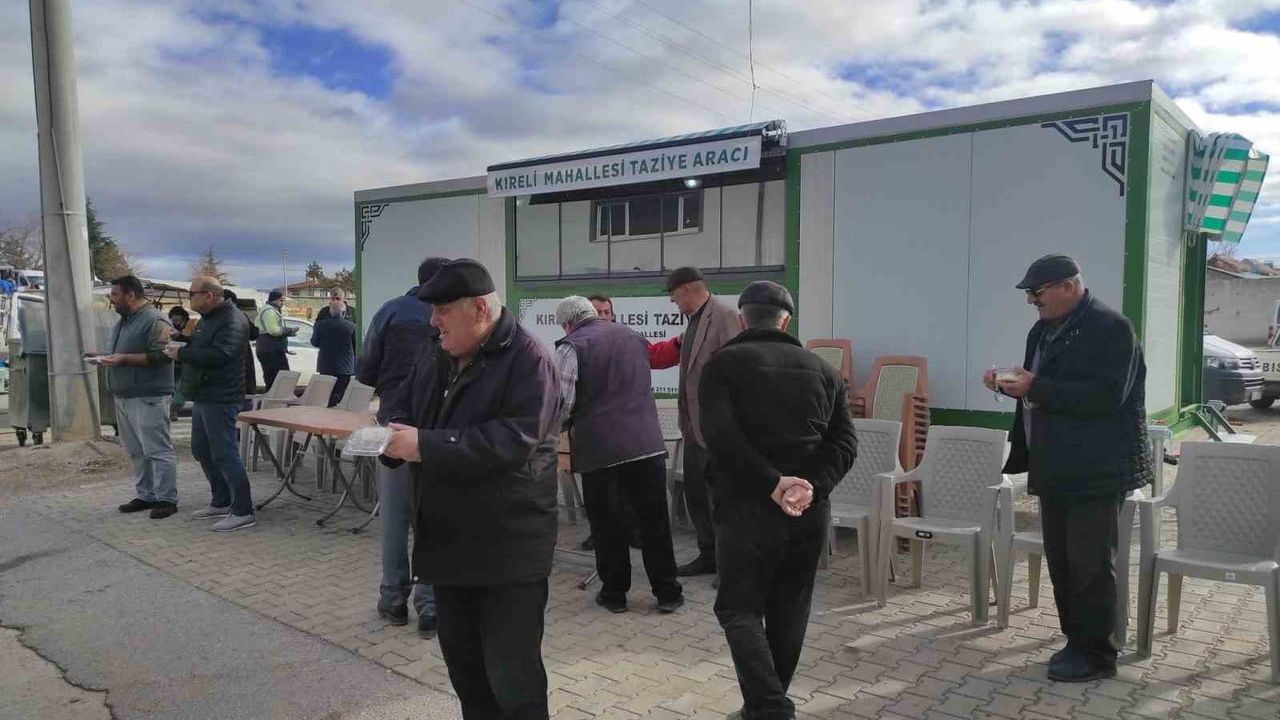 Hüyük Kıreli Mahallesi'ne hayırsever destekli taziye aracı kazandırıldı