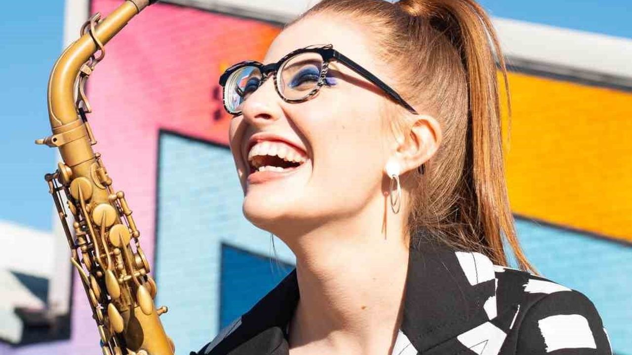 İDSO DenizBank Konserleri: Nil Venditti yönetiminde Jess Gillam sahnede