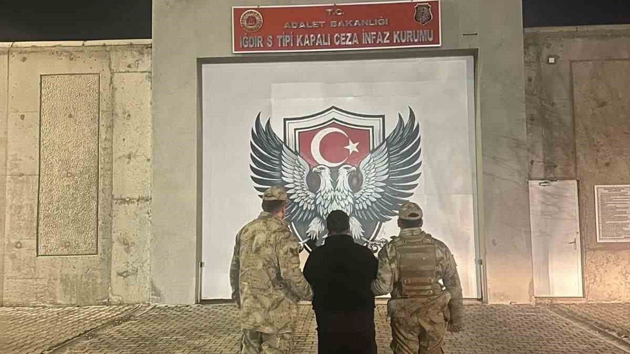 Iğdır'da Yasa Dışı Girişte Yakalanan Eski Kocaeli İcra Müdür Yardımcısı Tutuklandı