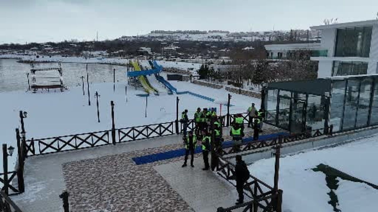 İHAKUT Van’da afetlere havadan müdahale toplantısı düzenledi